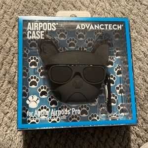 NWOT Frenchie Apple AirPod Pro Case